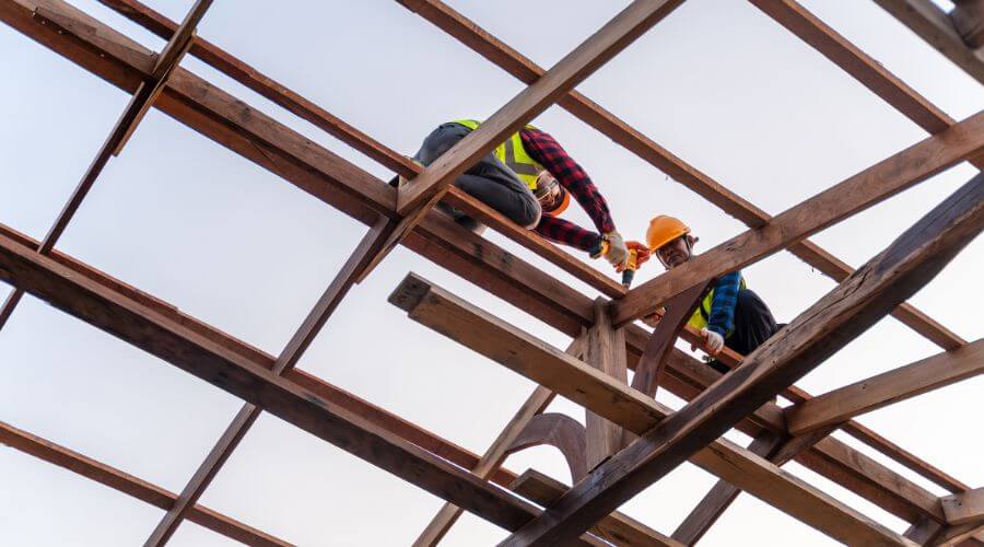 Professional gutter cleaning services in North Tazewell, VA